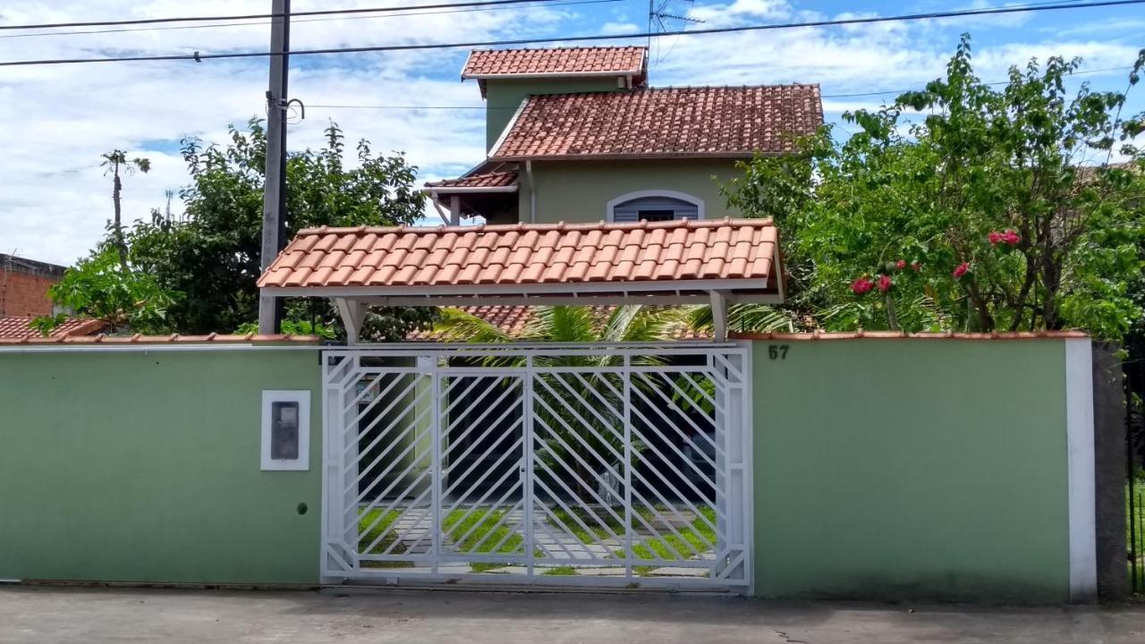 Espaco Aconchego Com Ar-Condicionado E Amplo Jardim Villa Caraguatatuba Luaran gambar