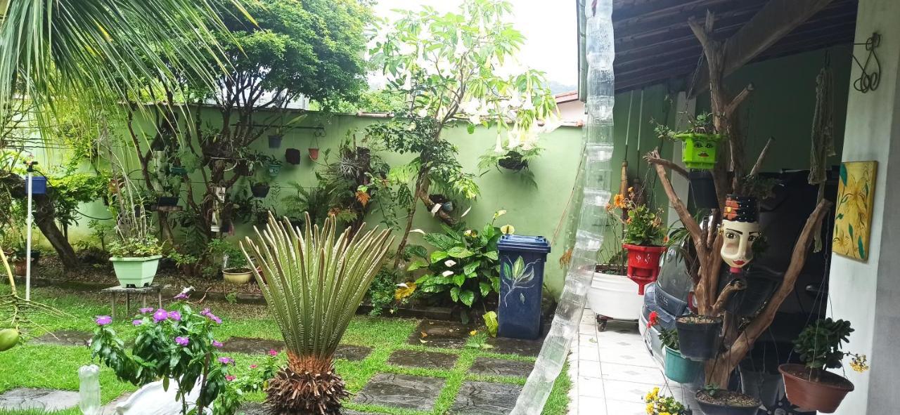 Espaco Aconchego Com Ar-Condicionado E Amplo Jardim Villa Caraguatatuba Luaran gambar